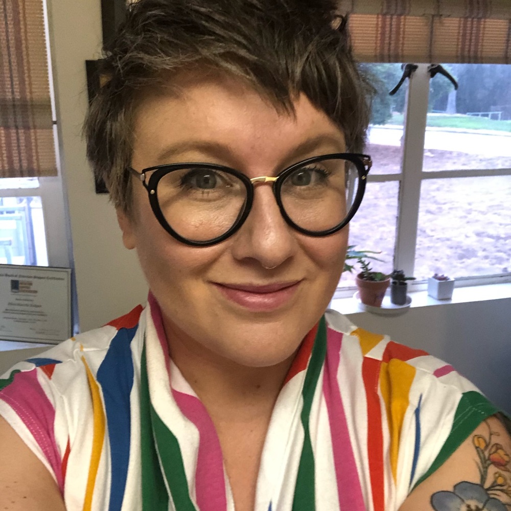 Meet your Posher, Jillian